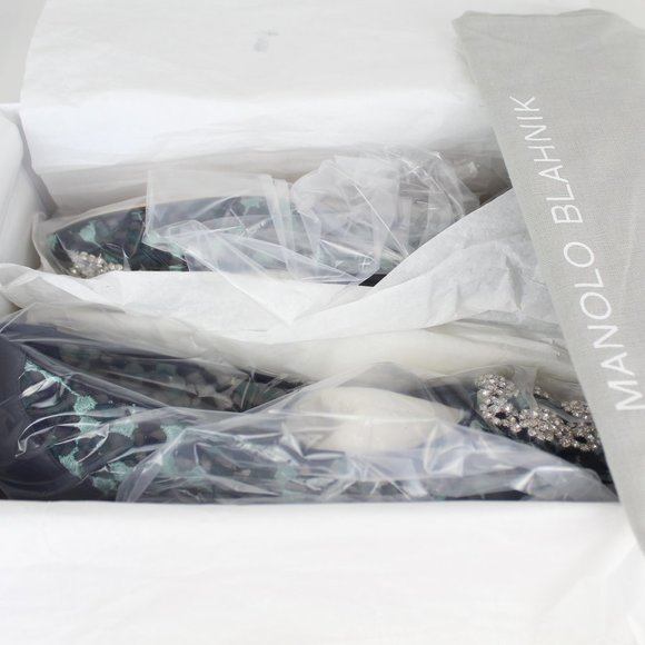 NEW MANOLO BLAHNIK Hangisi Lace Flats - Picture 4 of 16